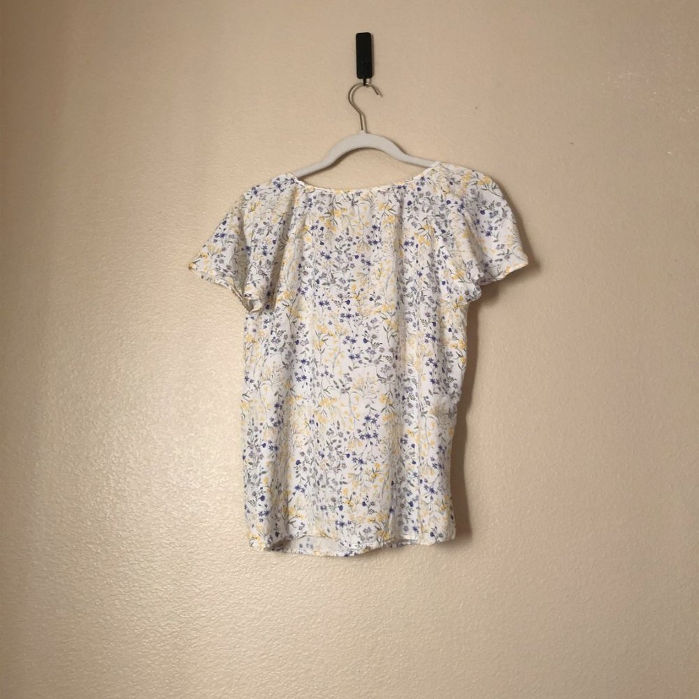 FLORAL TOP - Picture 2 of 2